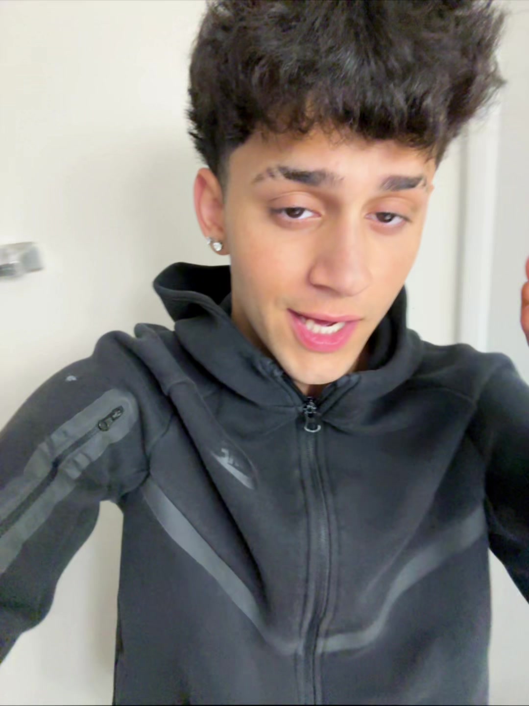 @Zzz_leycito 🕷️