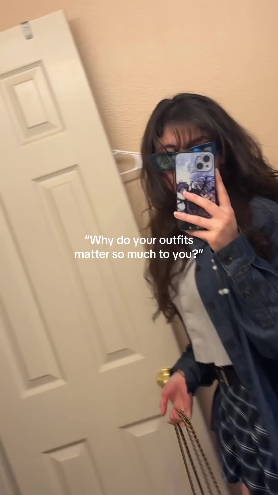 @(๑>◡<๑)