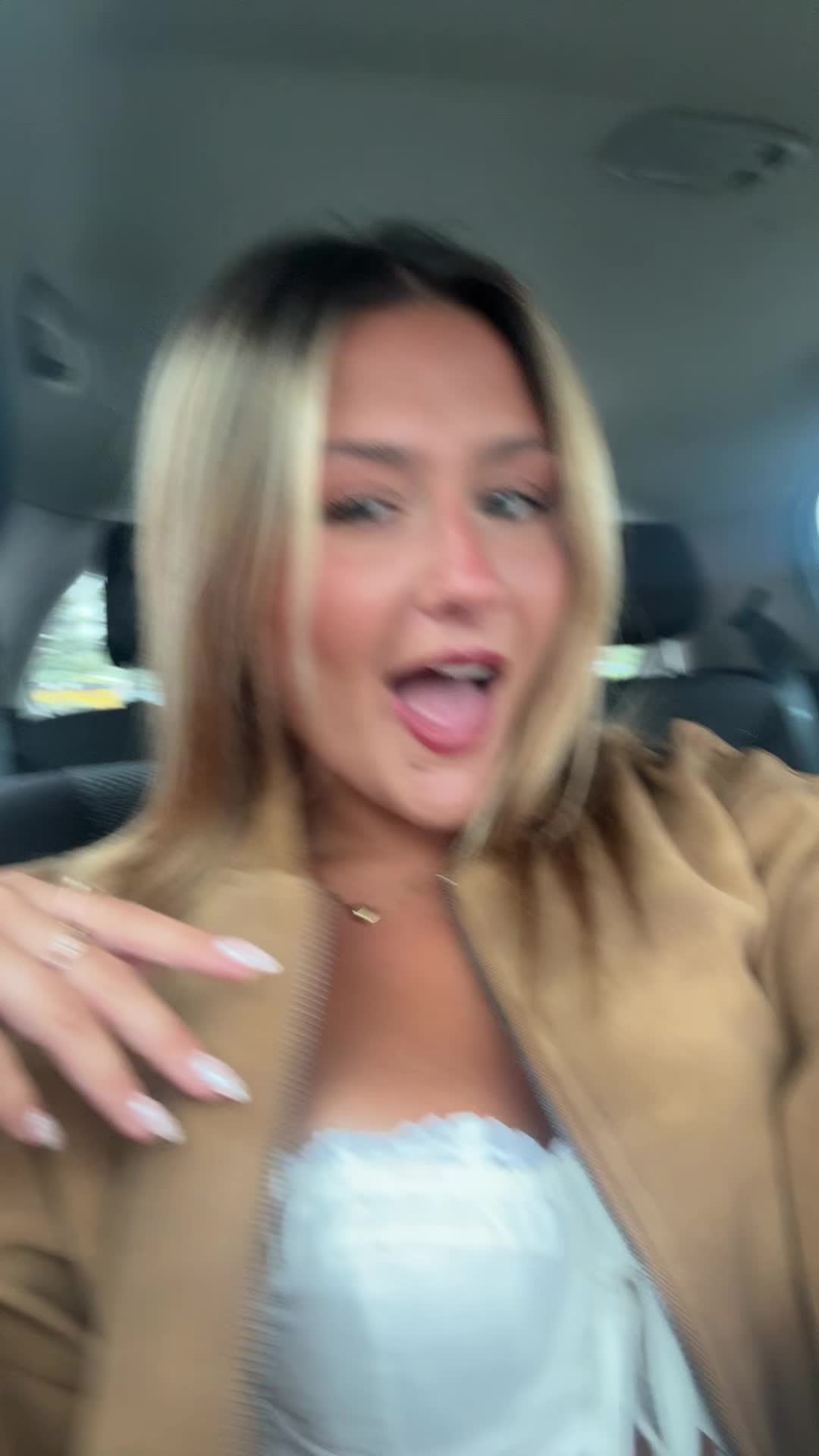 @evierosebunce