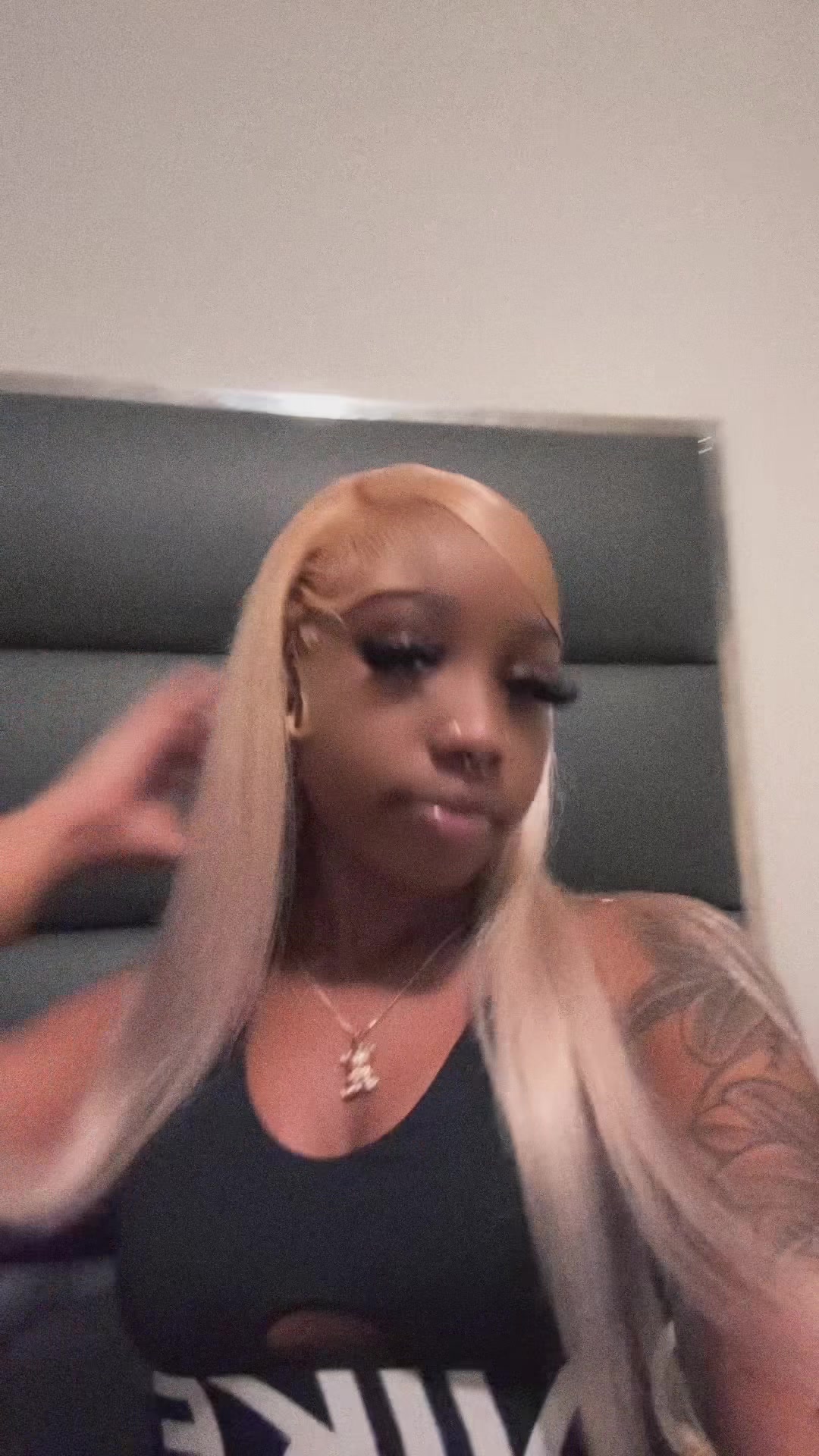 @1ofNONE🎀|