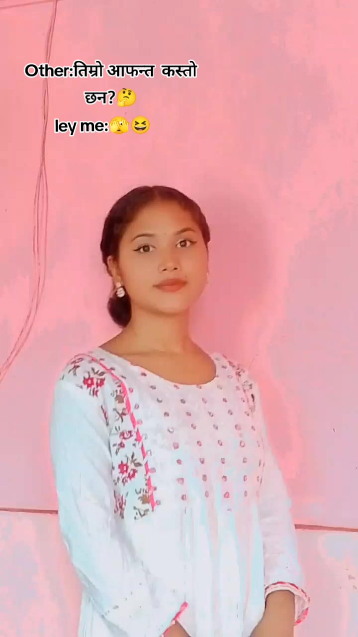 @MUSKAN😊