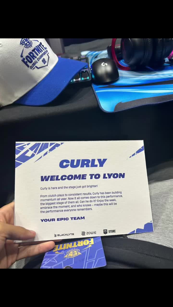 @curly