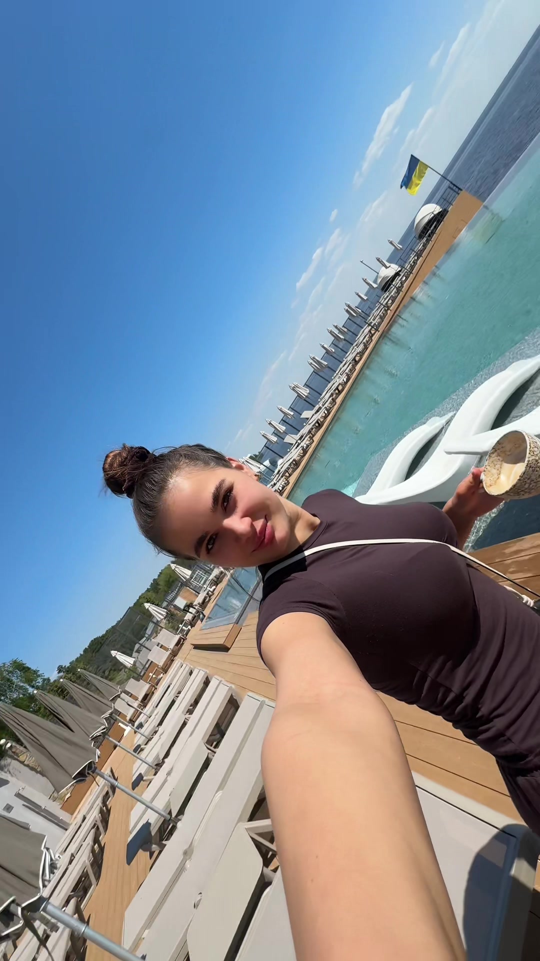 @valeriaspace