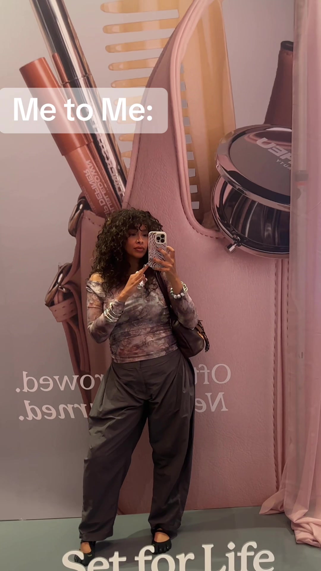 @House of HER