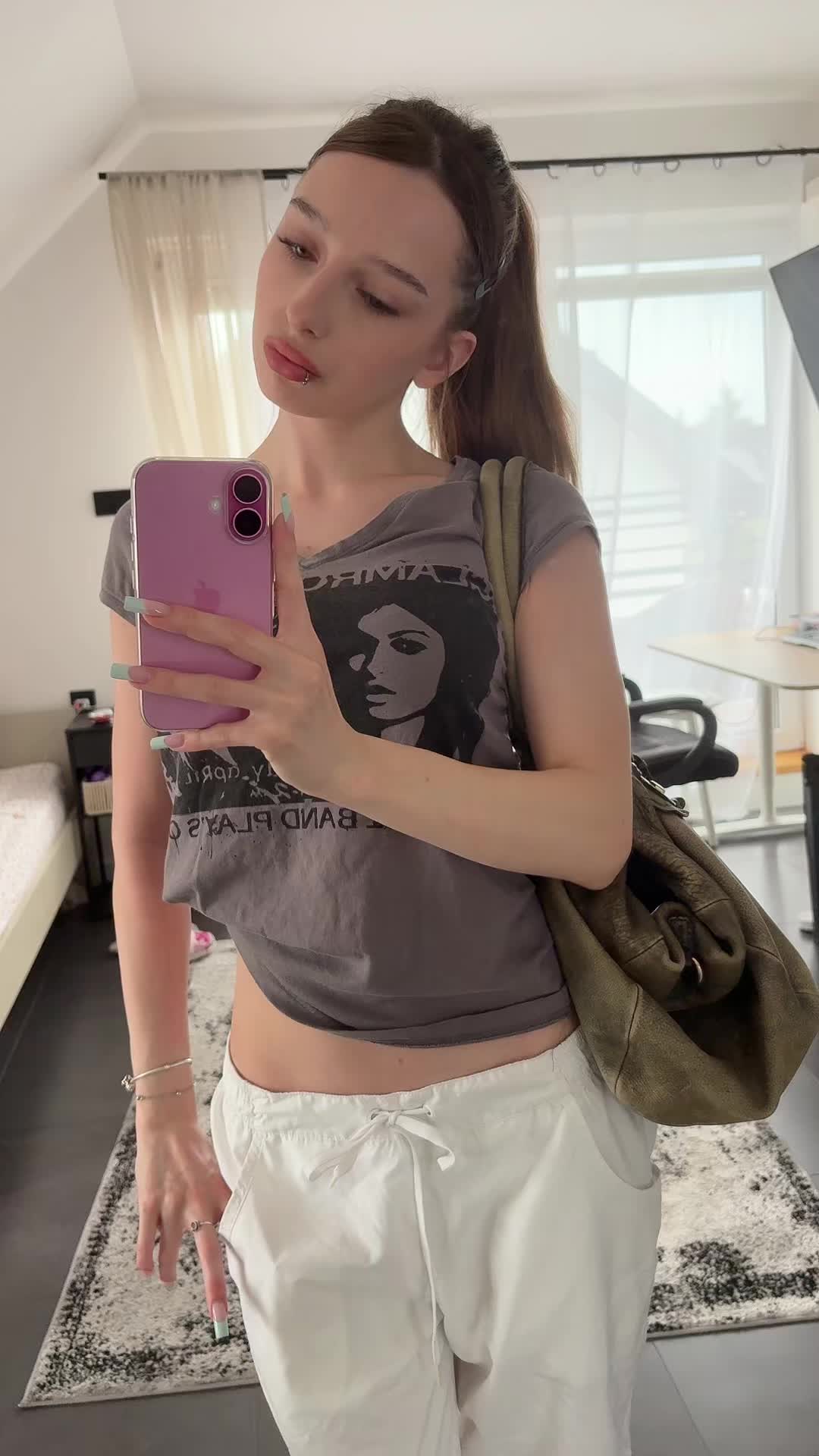 @julia