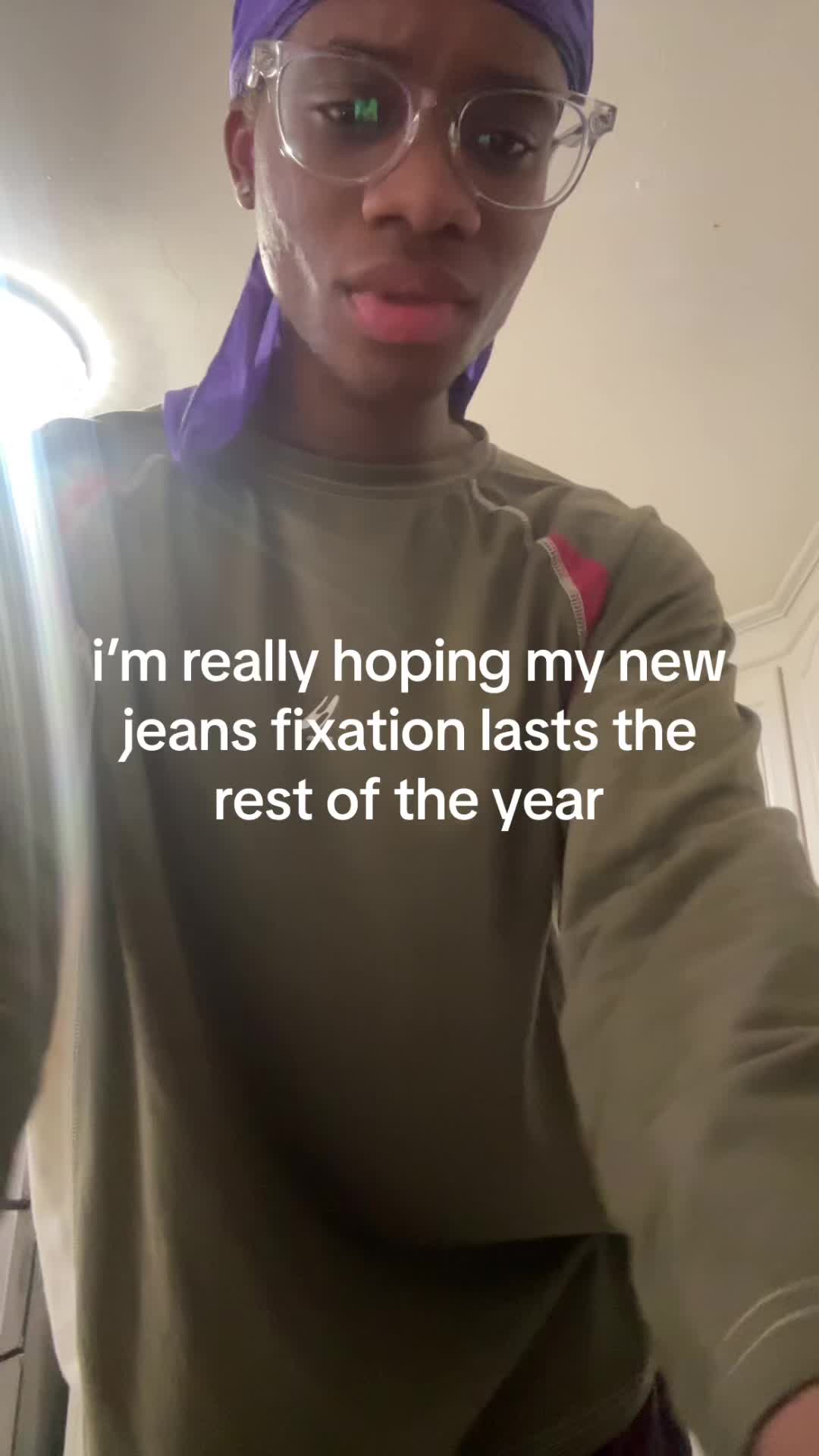 @handfullass