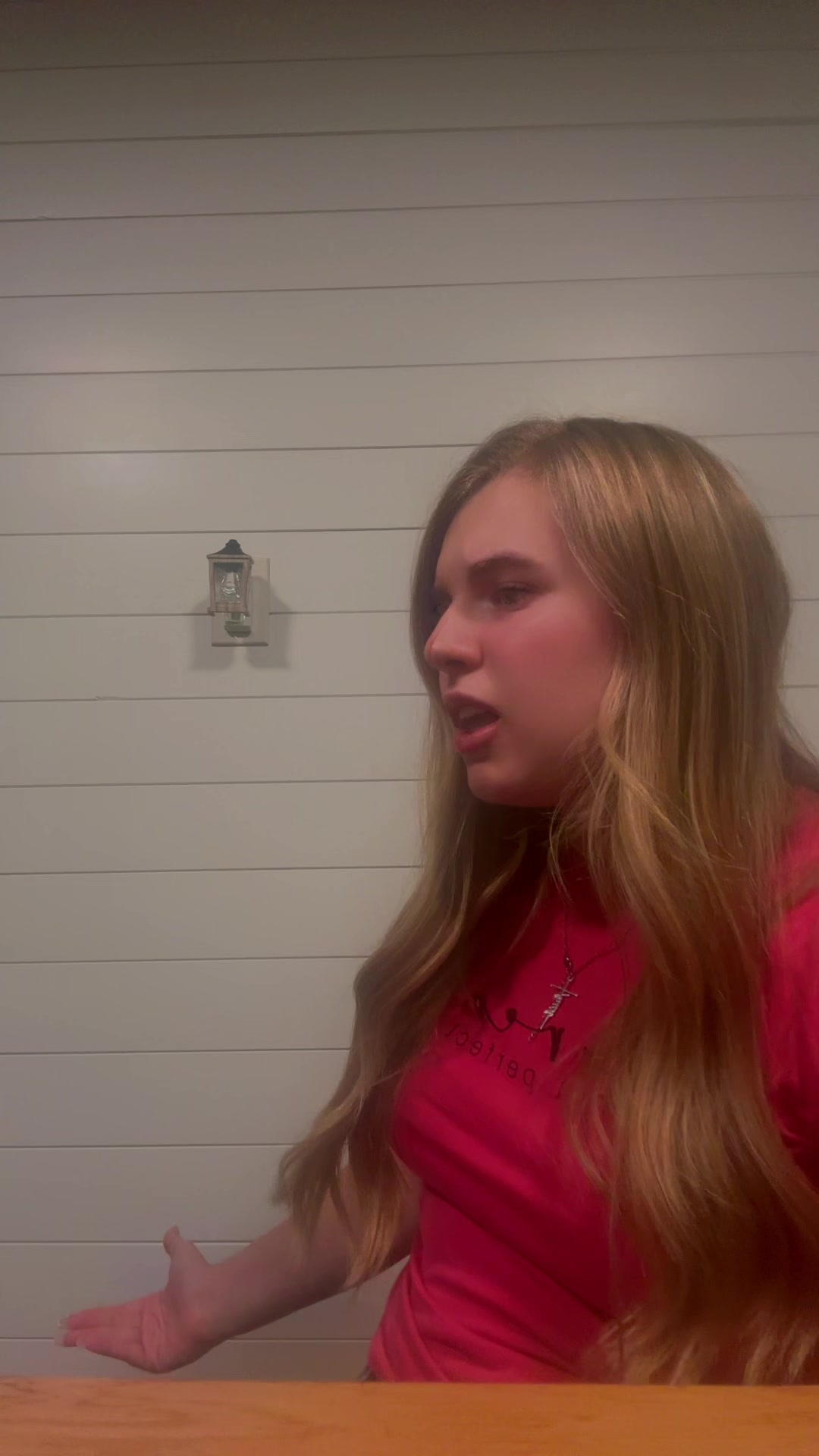 @hayliehawkins3