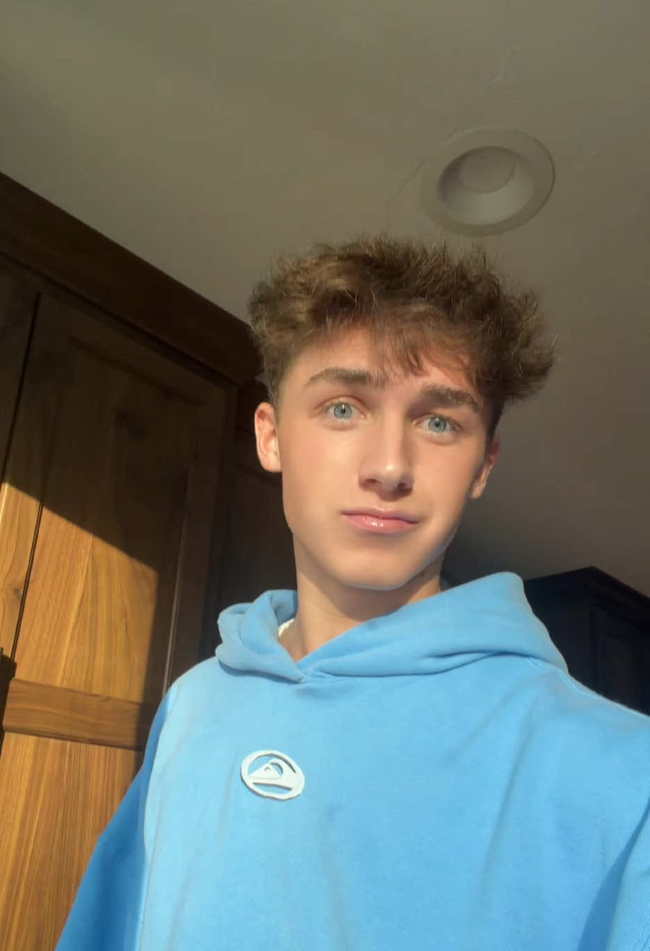 @WhiteBoyPrincess 👑