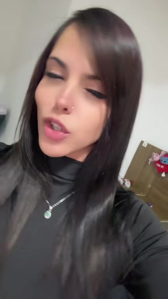 @Madison silvera🧏🏻♀️