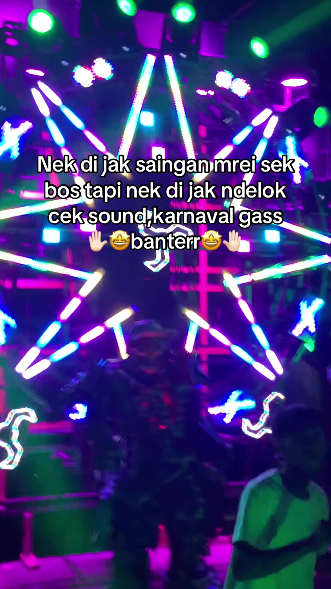 @Hanya konten