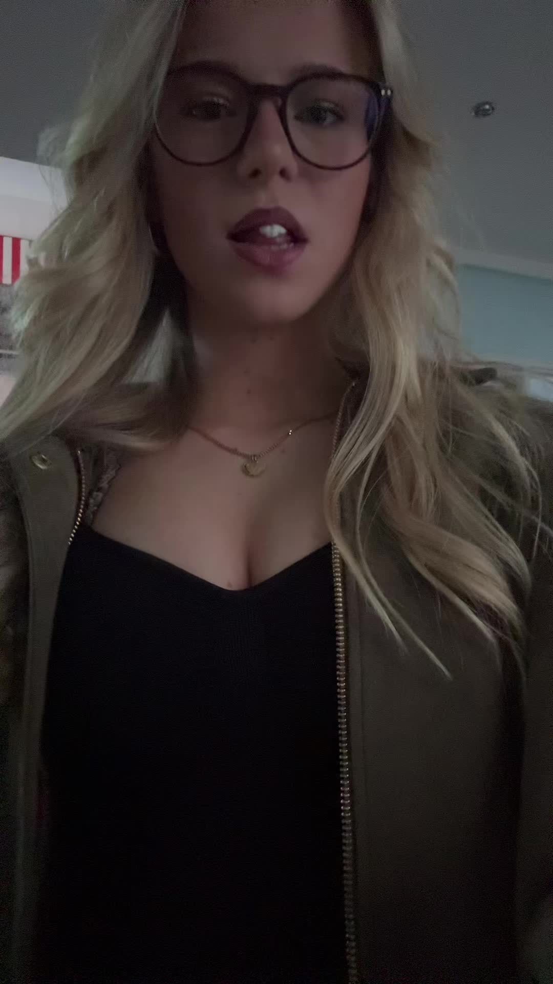 @julie