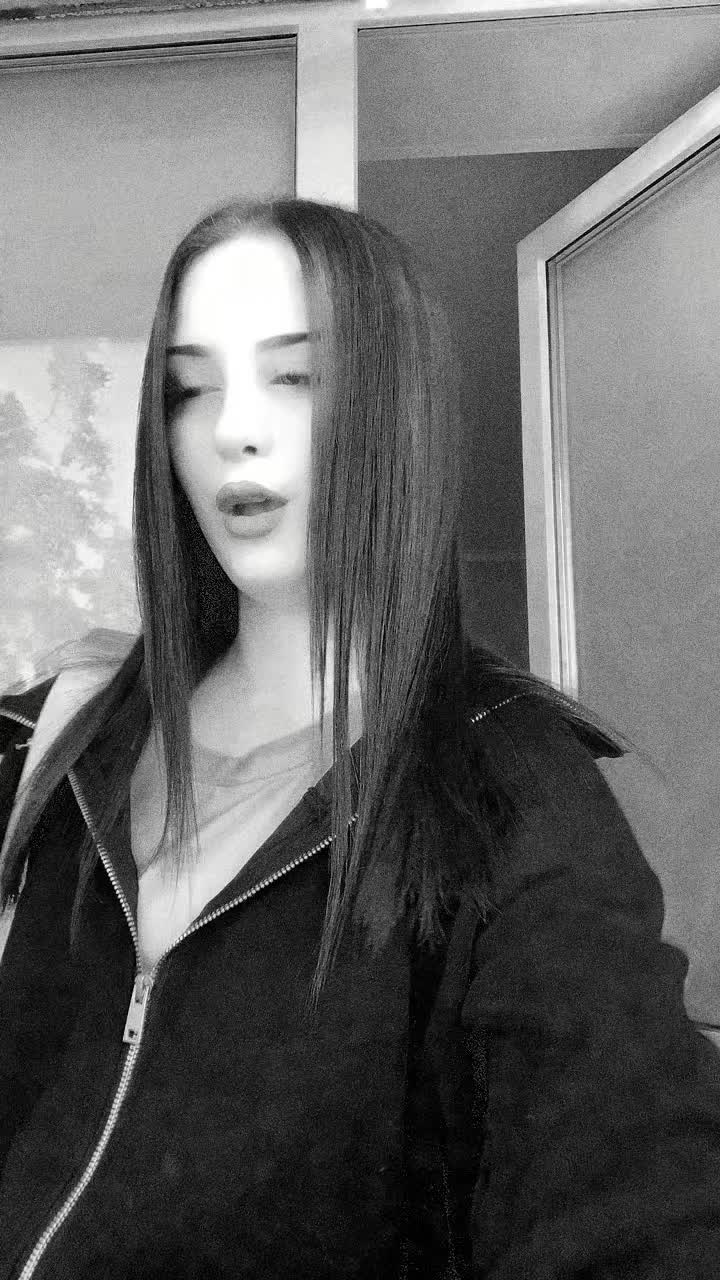 @миоликс🪽