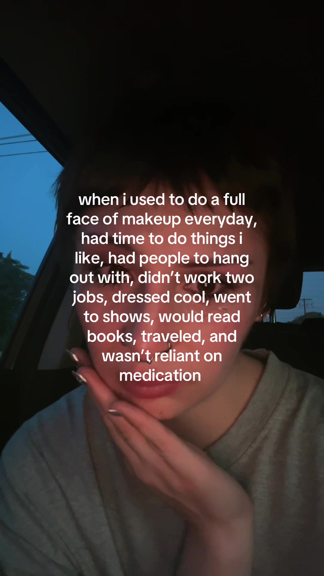 @D A N I E L A