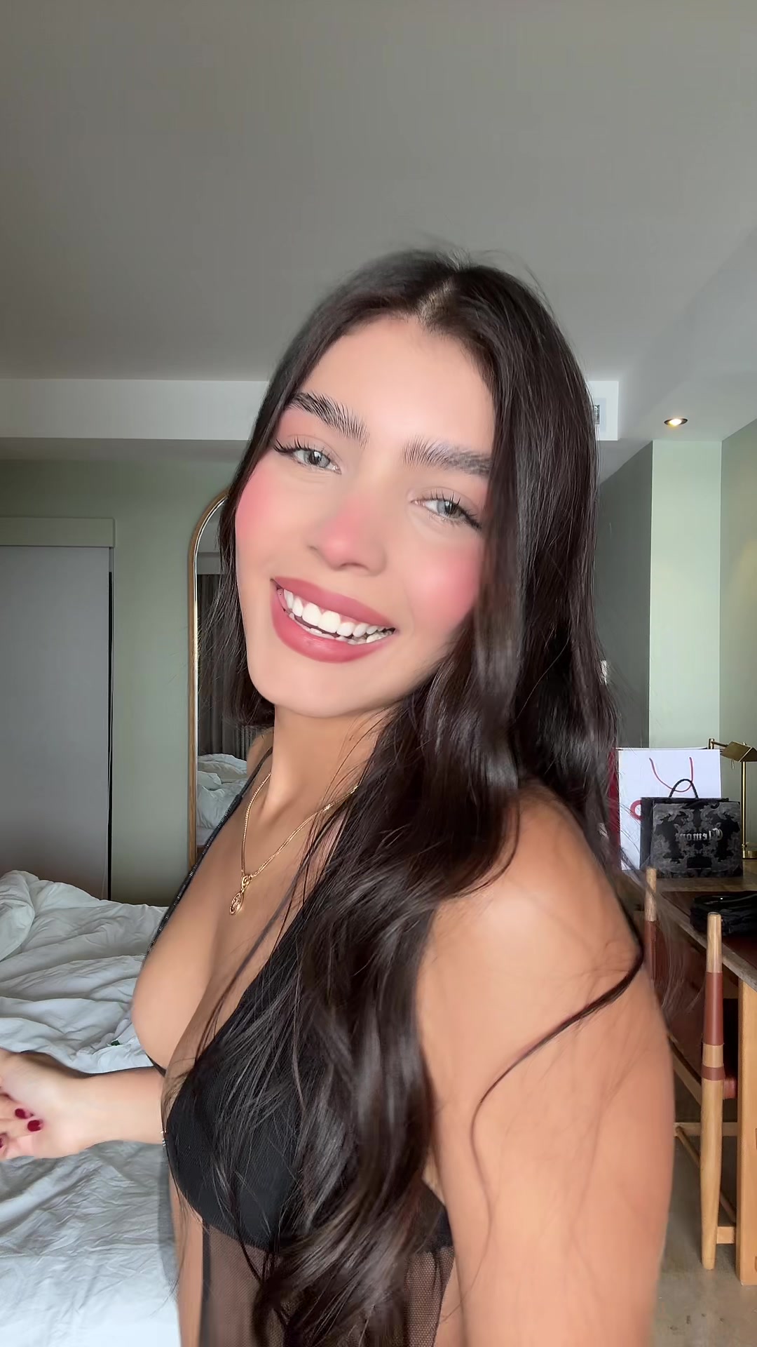 @valeriapinedape