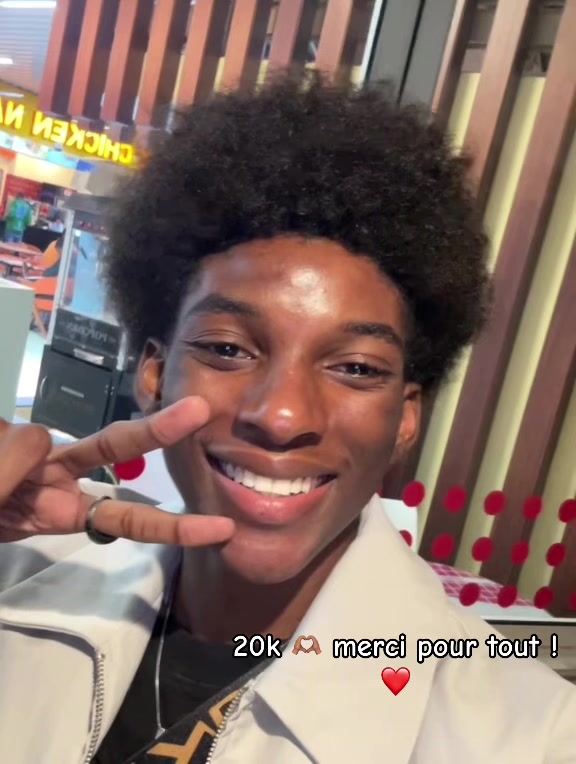 @𝕸 𝖎 𝖌 𝖆 𝖊 𝖑 🇬🇦