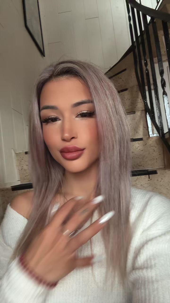 @𝐀𝐋𝐈𝐍𝐀.
