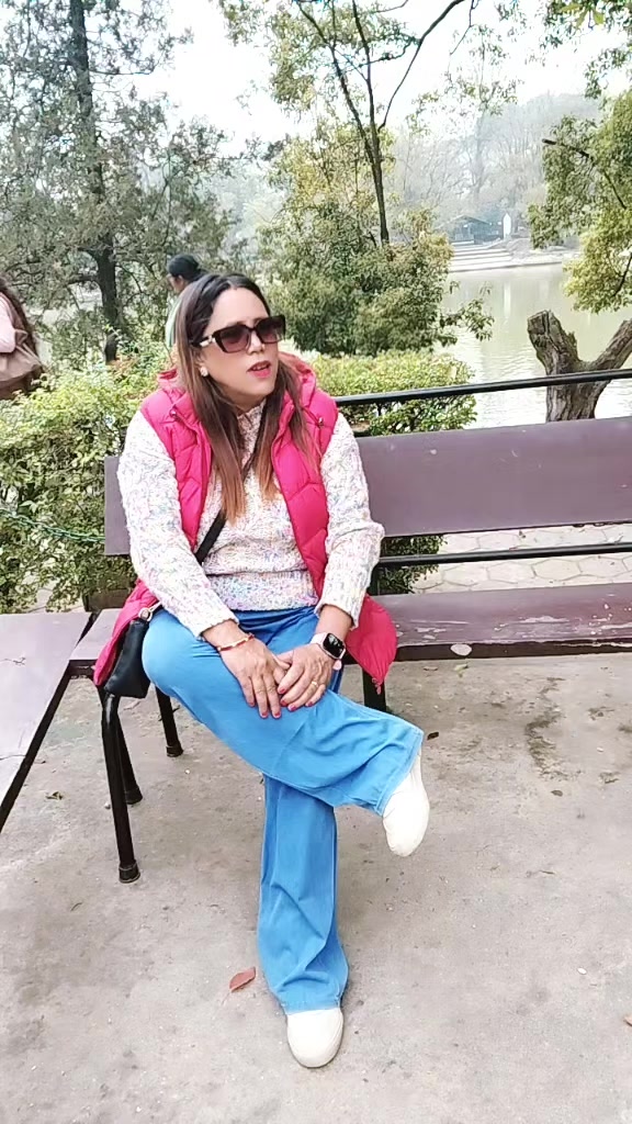 @पारु खड्का🇳🇵🇳🇵