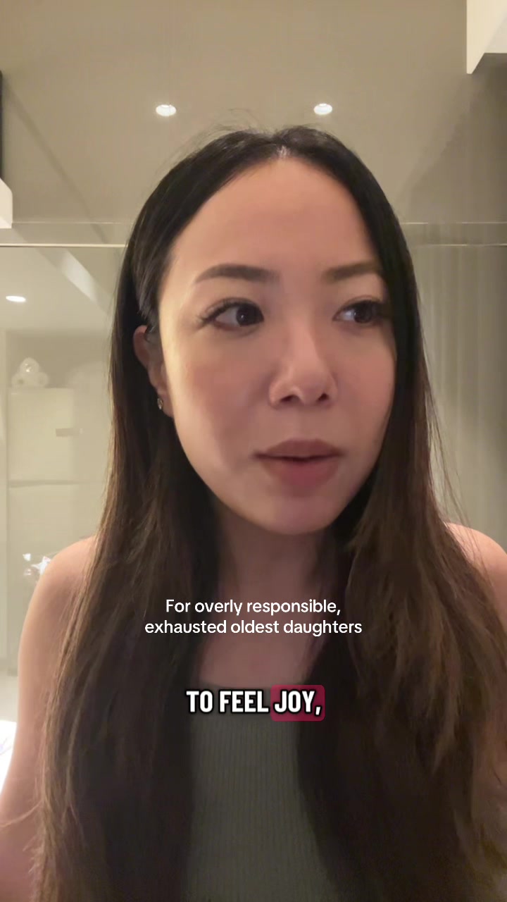 @Vivian Wu | Hypnotist
