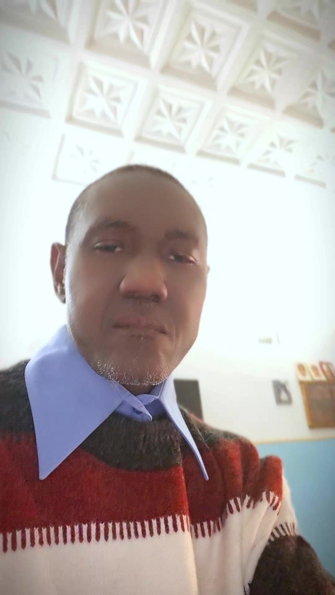 @T