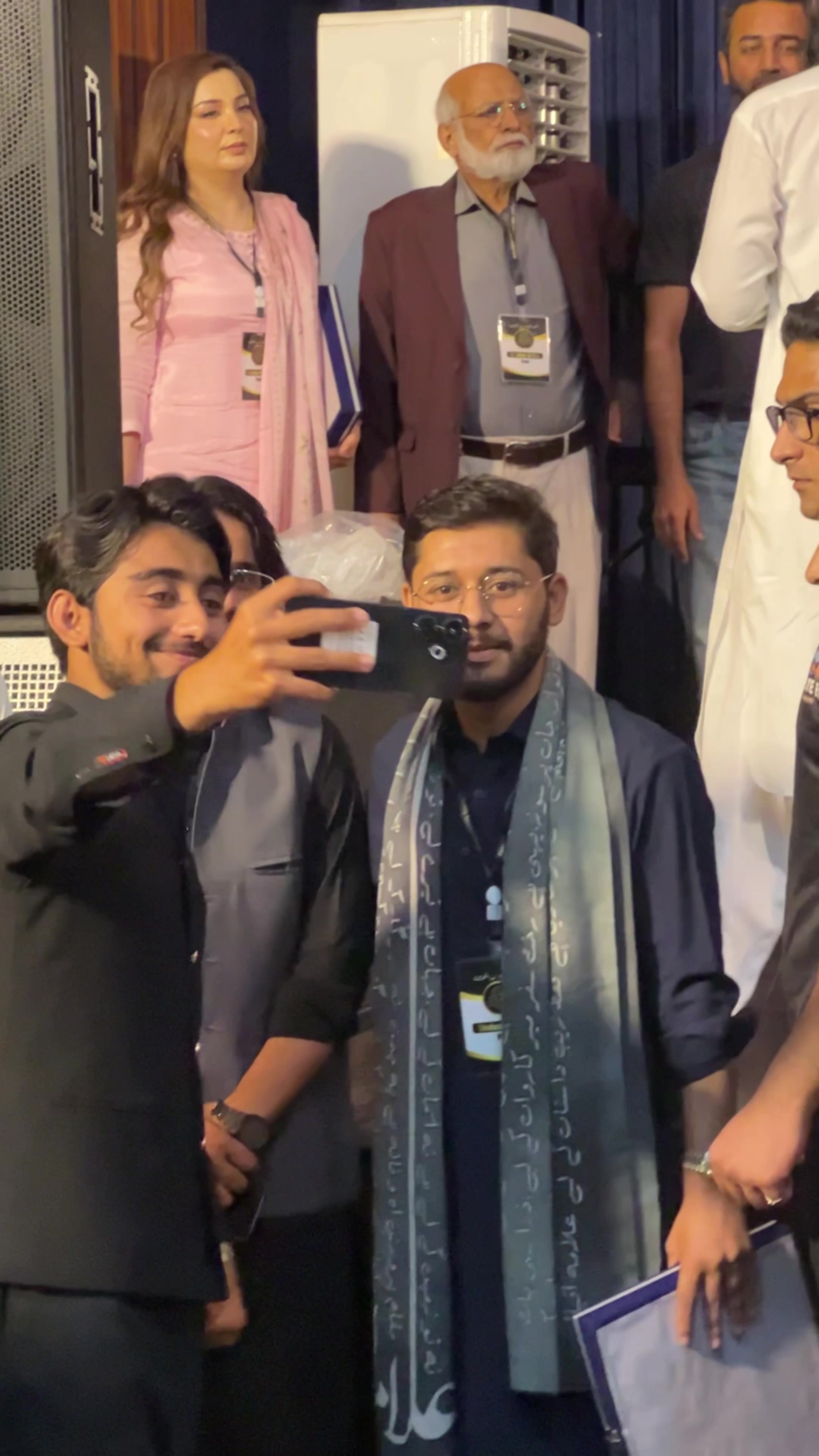 @Shahzad mehdi Official