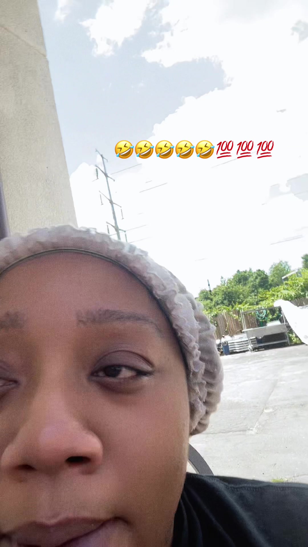 @Dee_nuggss