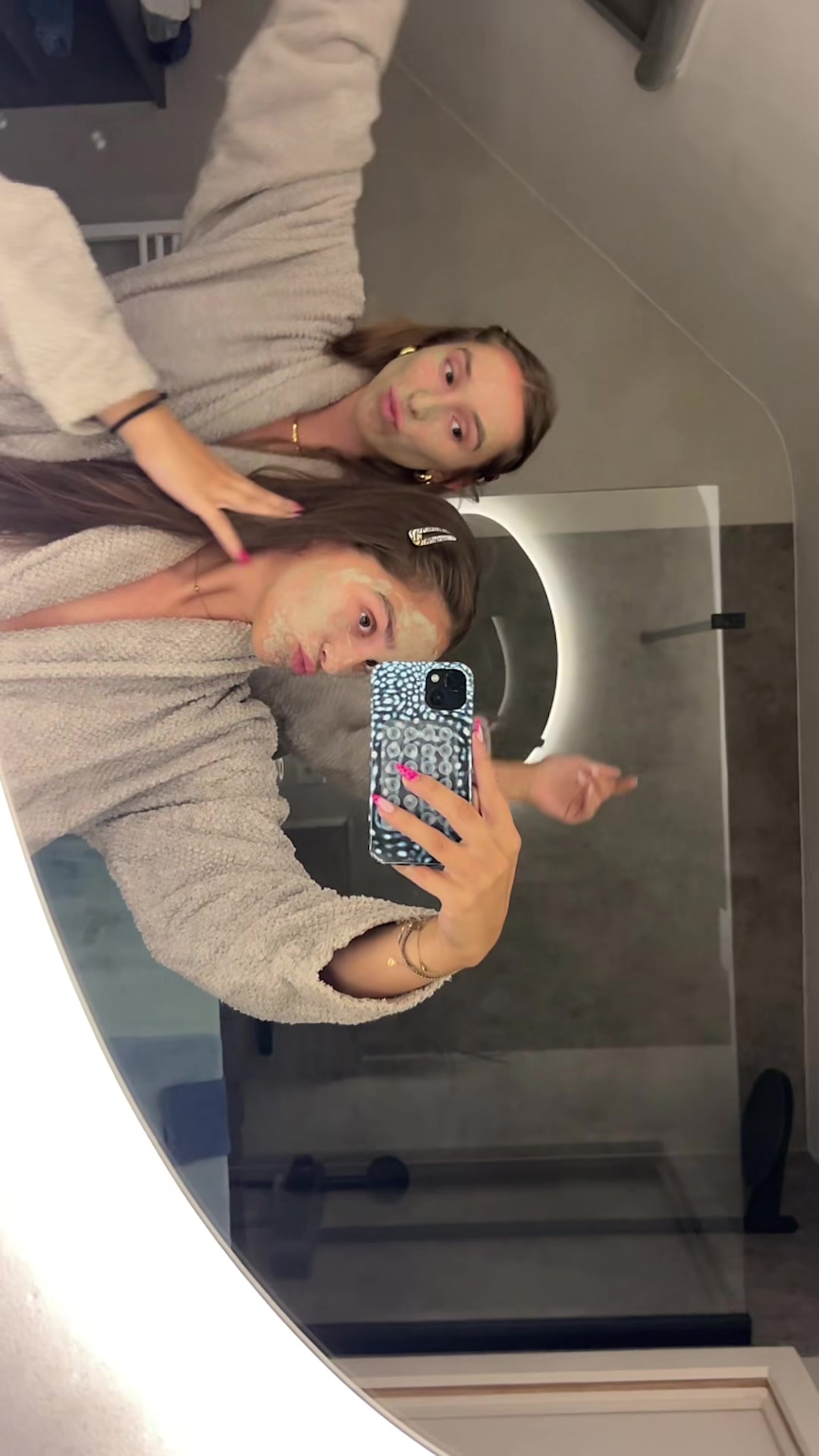 @Jolisa