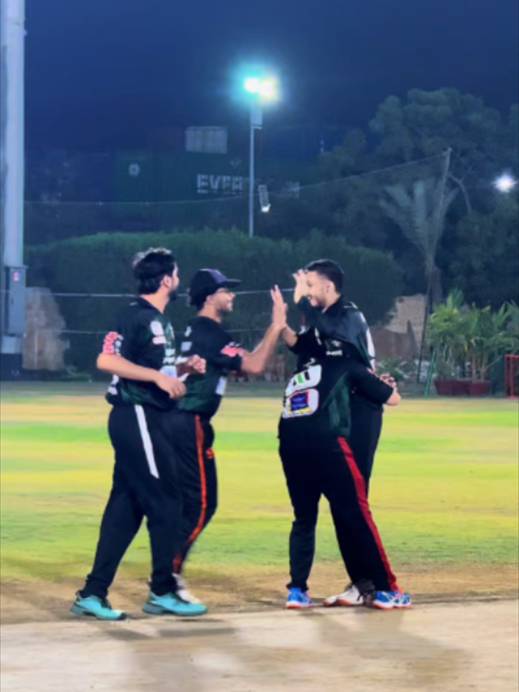 @Escribir Cricket Club