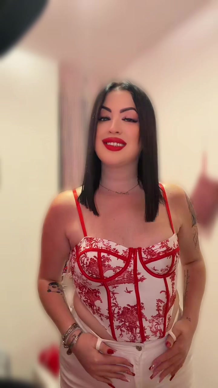 @L.B🎀🖤