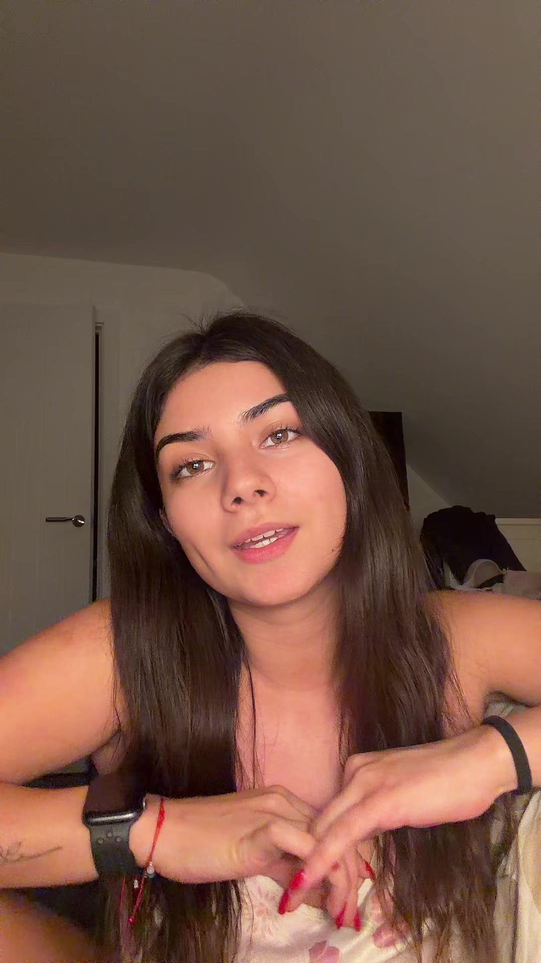 @Valentina Elena