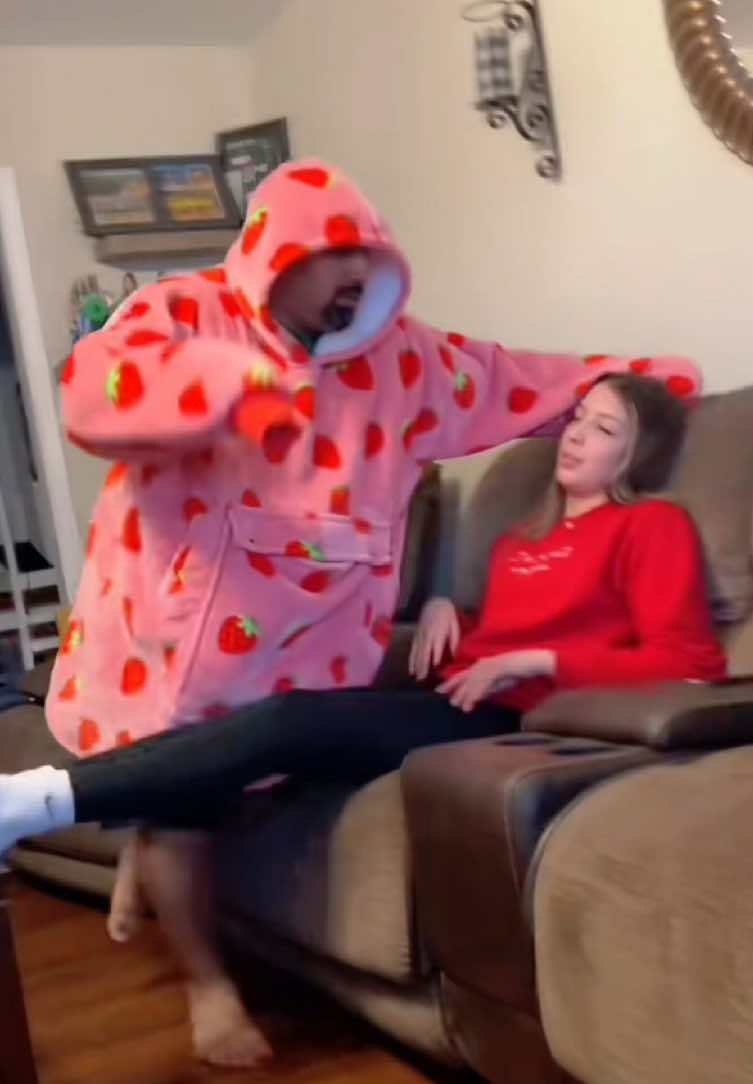 @Chhdj123