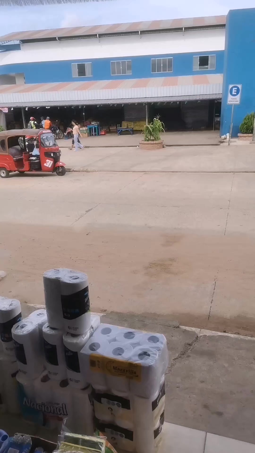 @Carlos Leonel Yampara