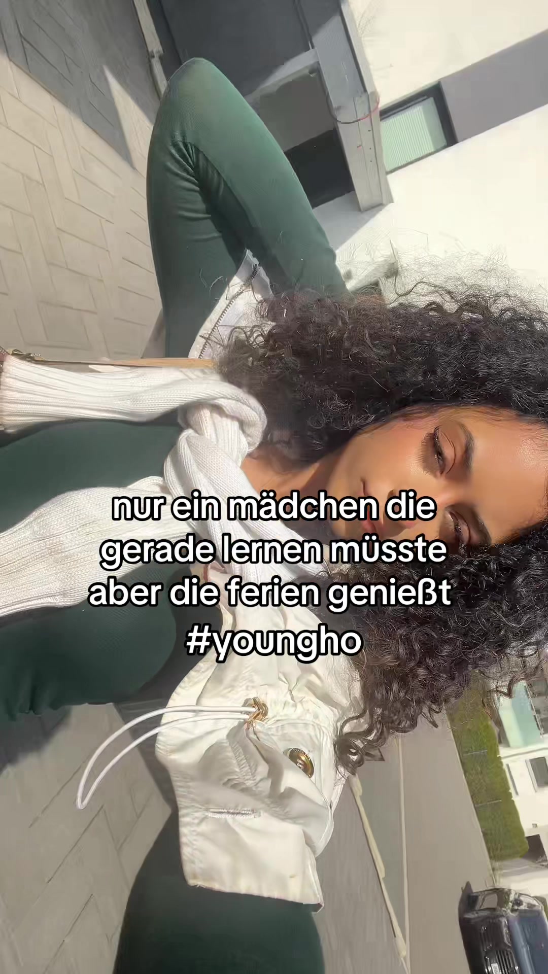 @toruhrin