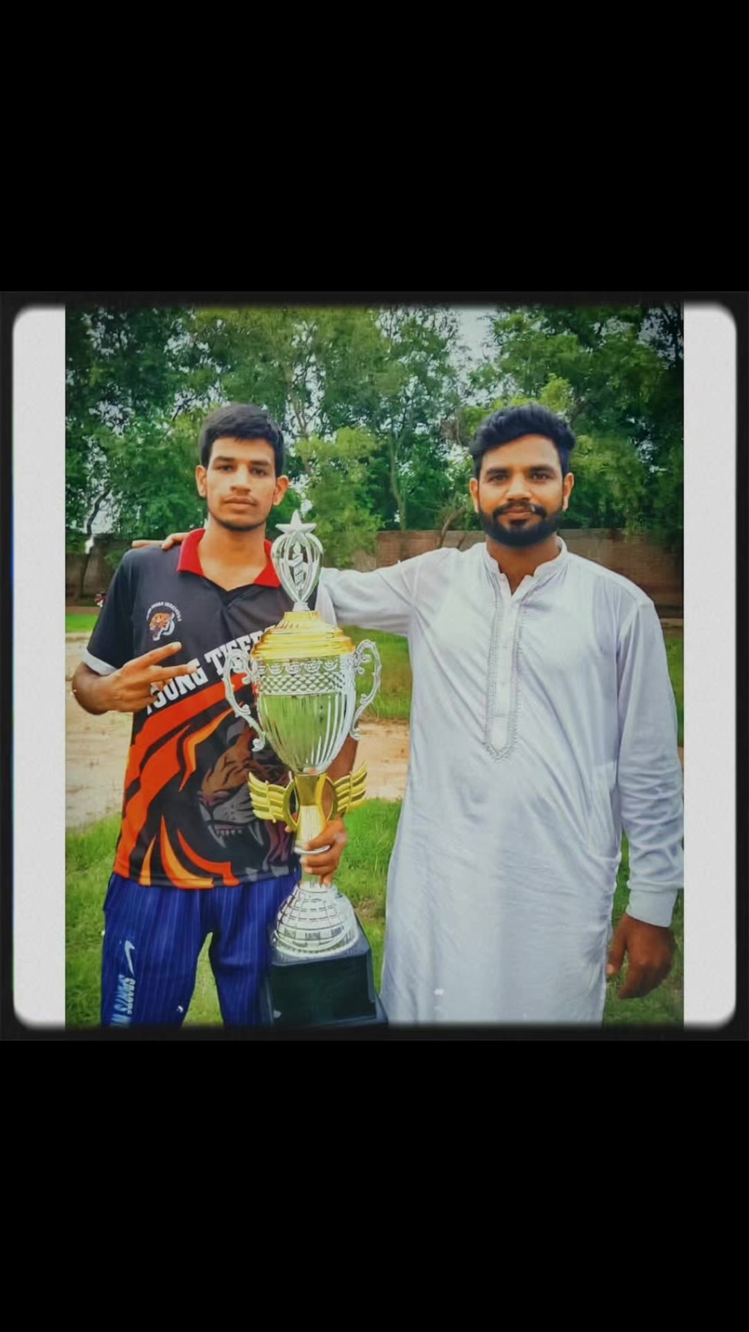 @Mohammad Naeem 🇵🇰 🇴🇲