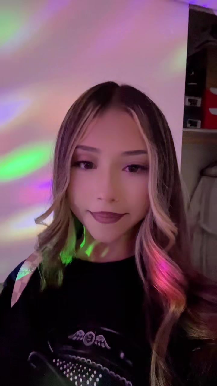 @𝓛𝓪𝔂𝓵𝓲𝓮𝓷💲