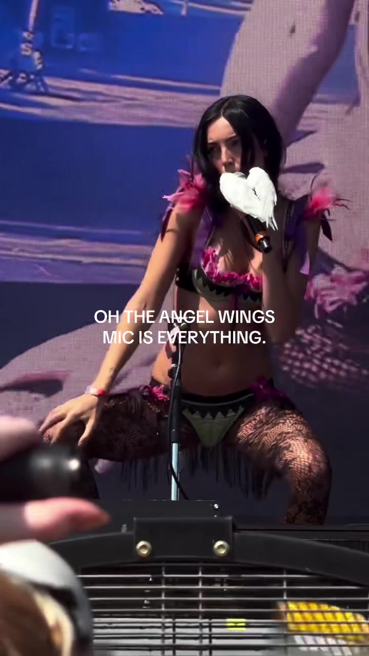 @itsnotbetweenfriends