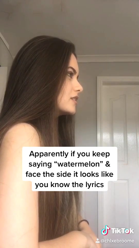 @khloebroome
