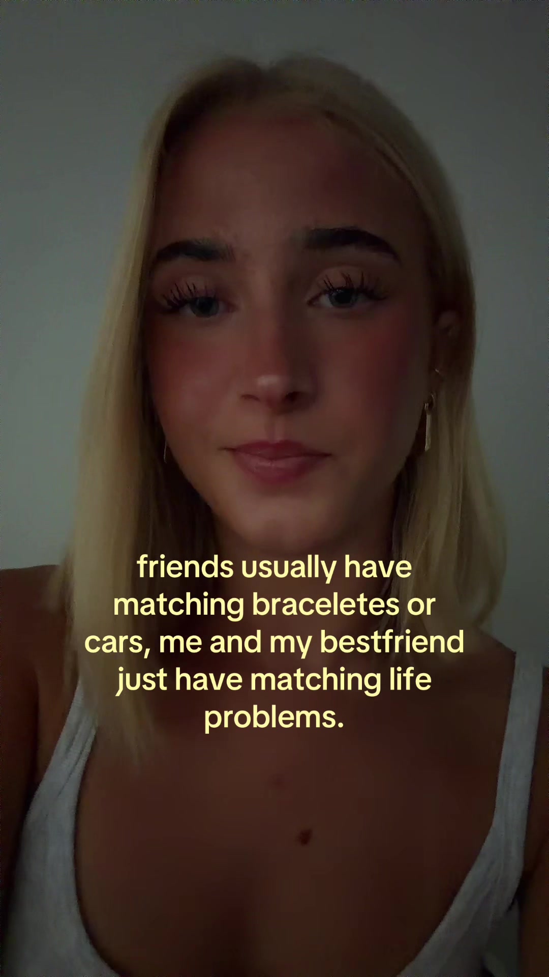 @theelliebarker
