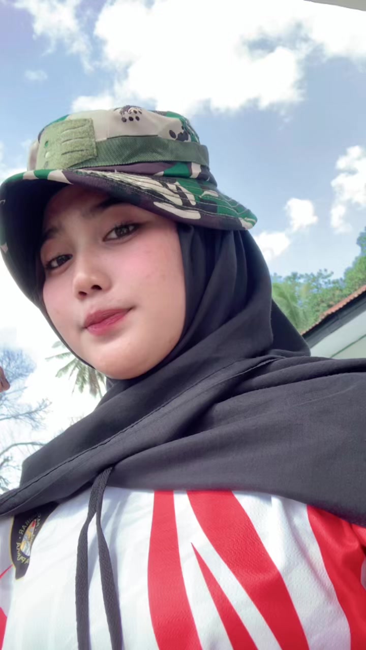 @🧚
