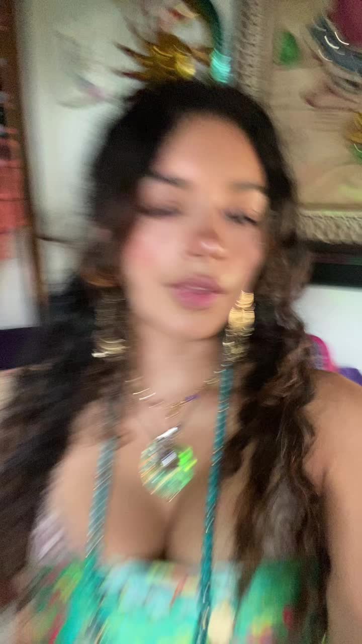 @Gia🌞🎵🌈✨🦋.
