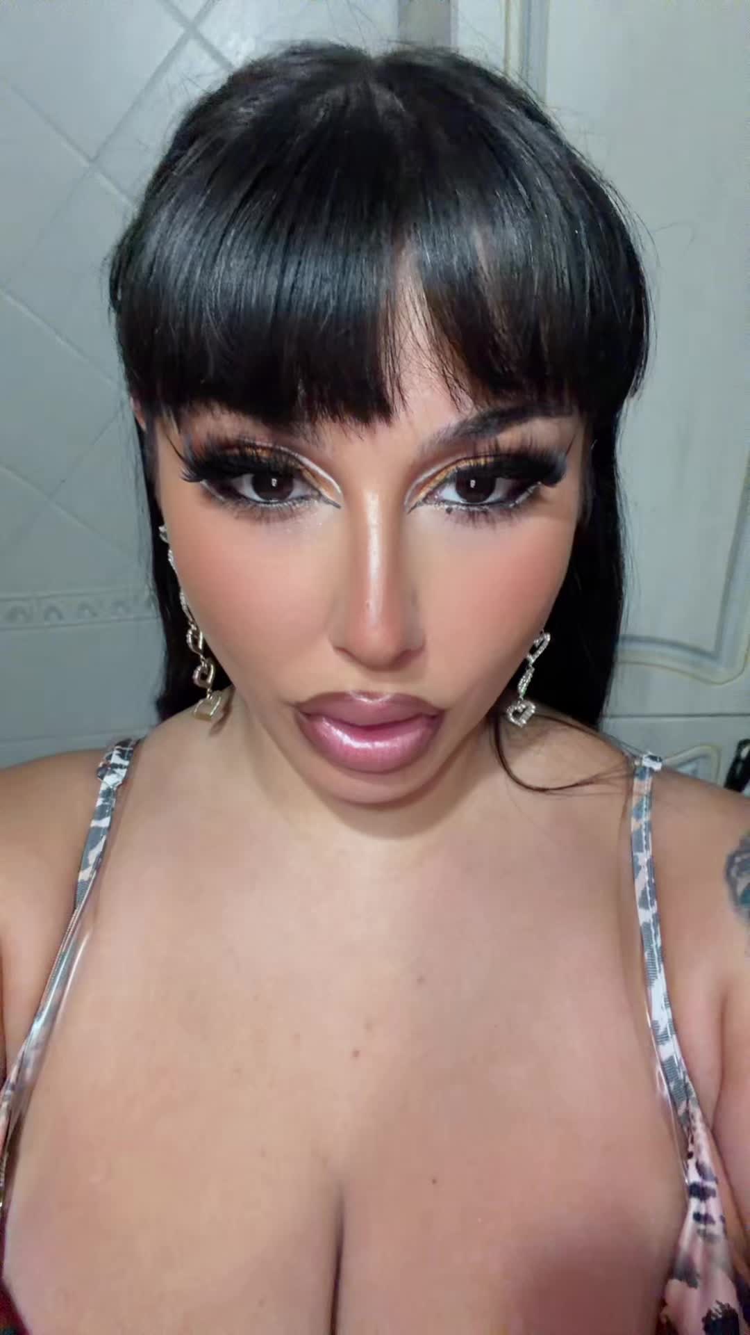 @𝒜𝓊𝓇𝑜𝓇𝒶 𝑀𝒶𝒹𝑜𝓃𝓃𝒶🐉