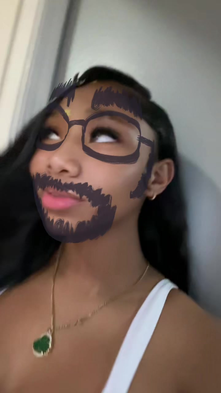 @ꨄvalentina.a