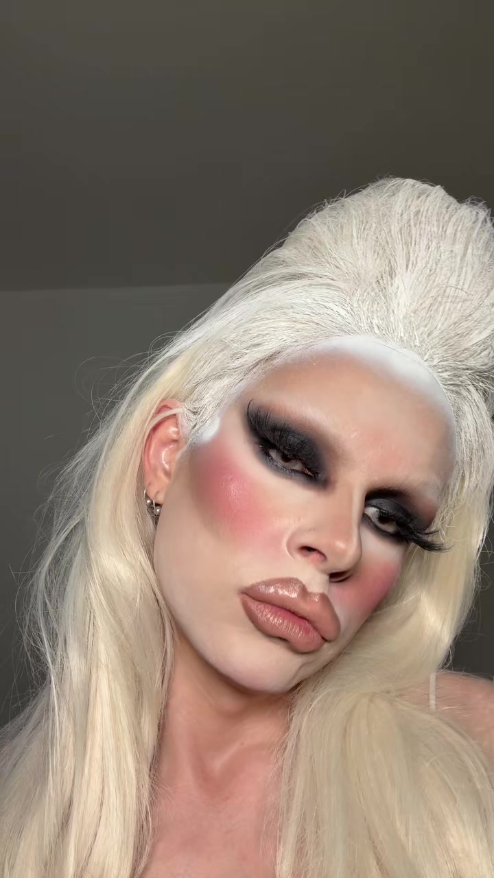 @x_x
