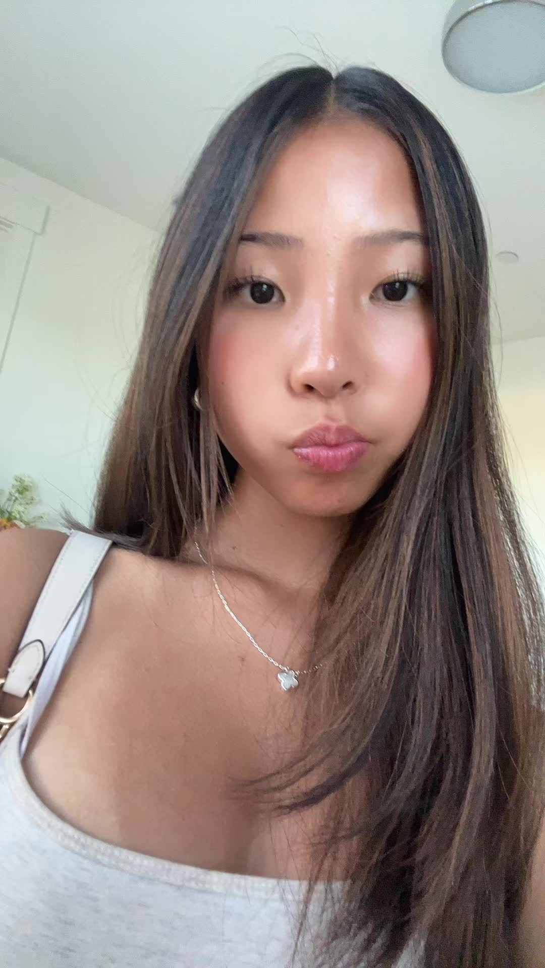 @selena 🌷