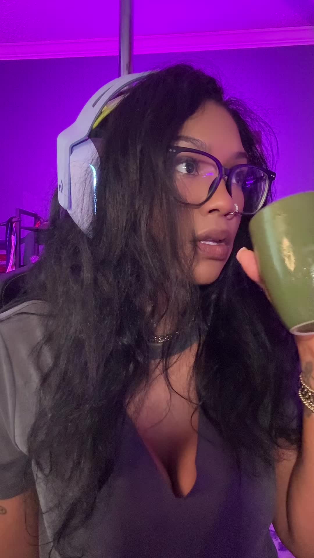 @itseliciaxo
