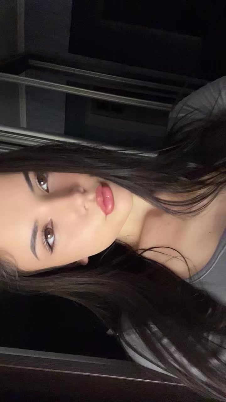 @Julia💋