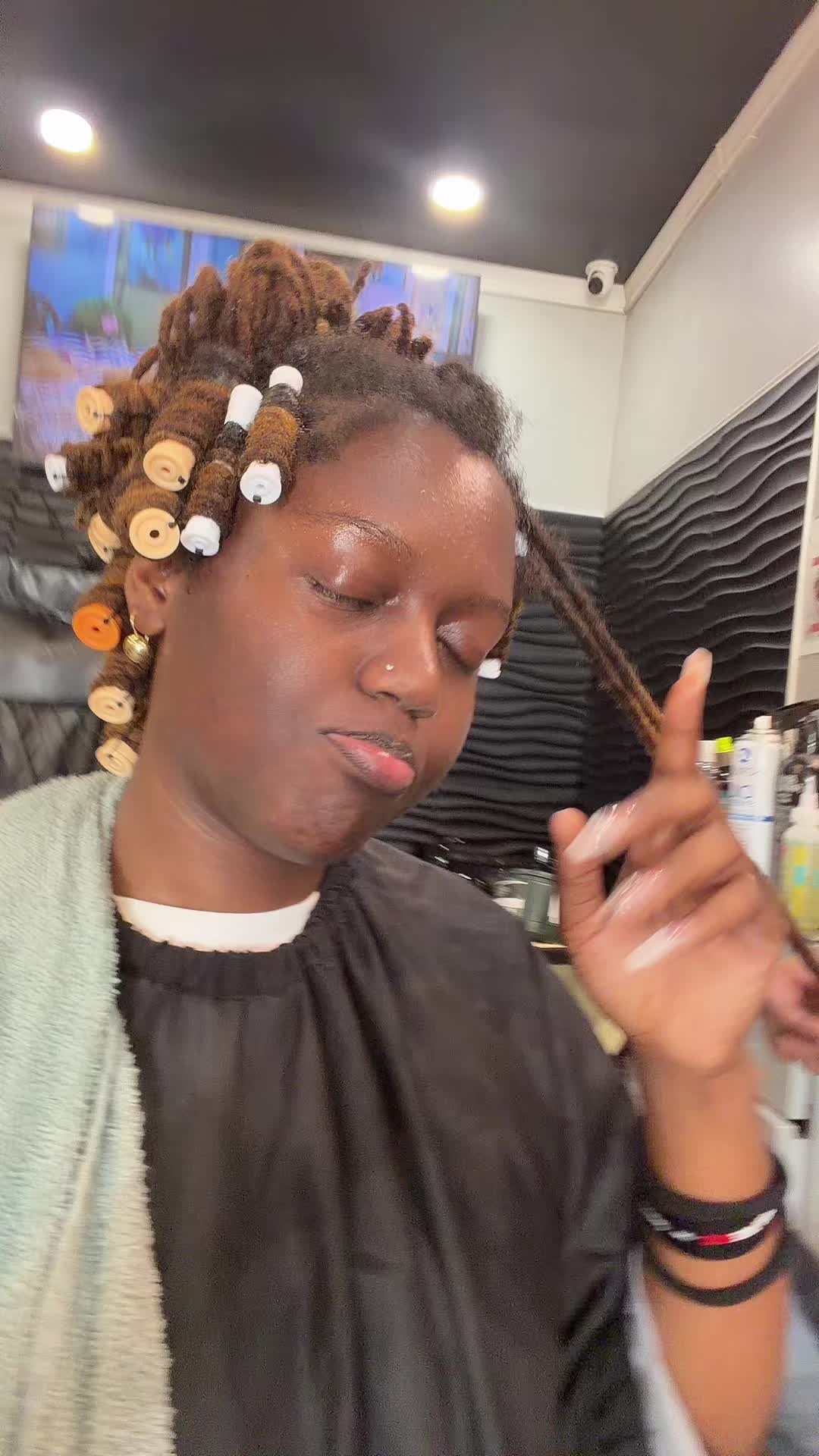 @Youtube | Niquenyc_