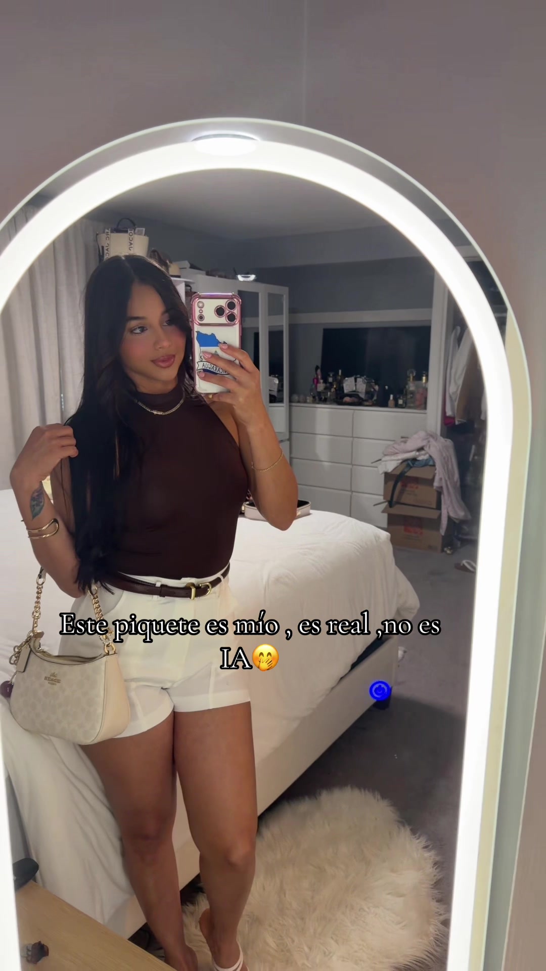 @FAVIANA.