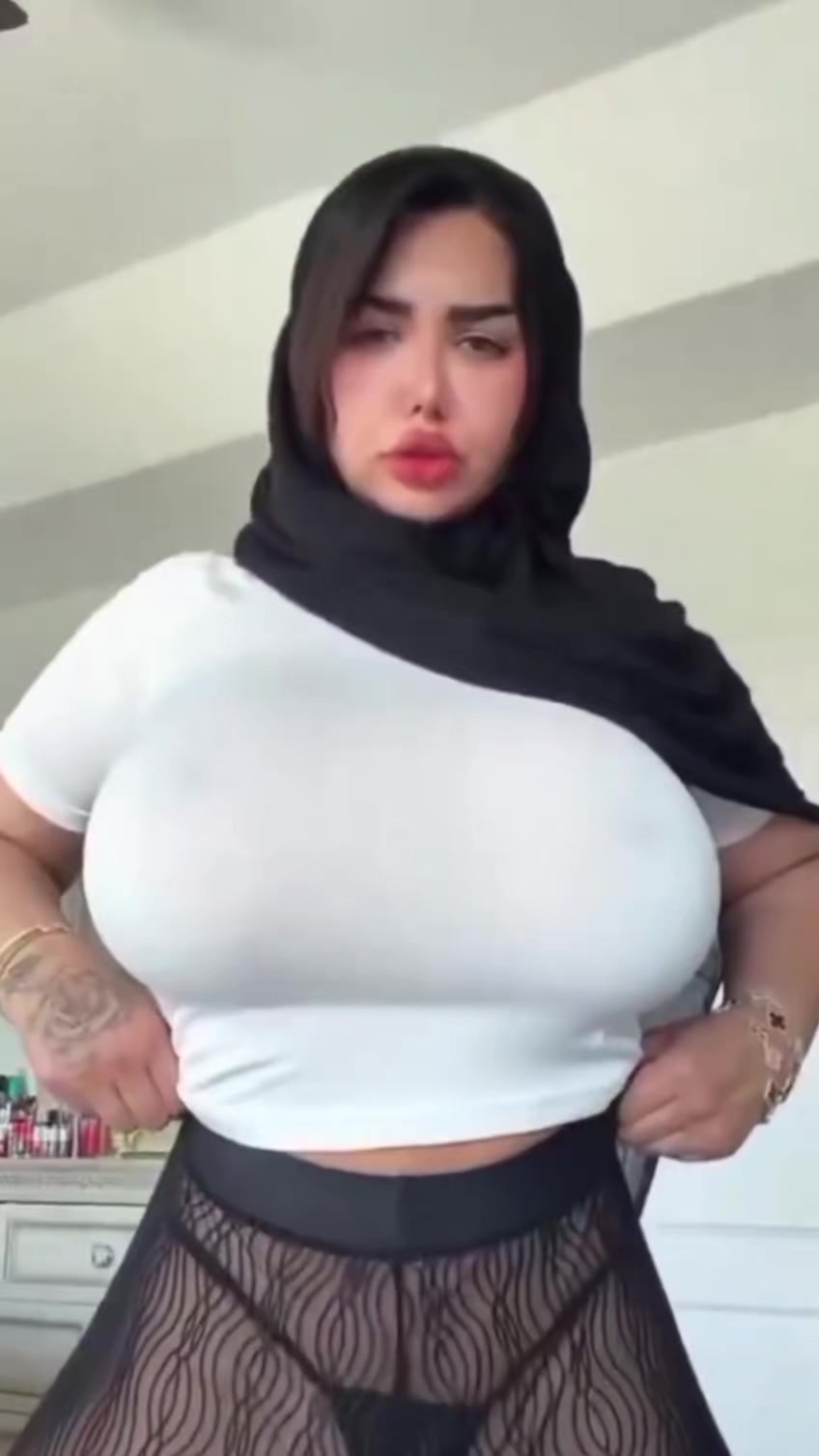 @Aisha İran 🧕