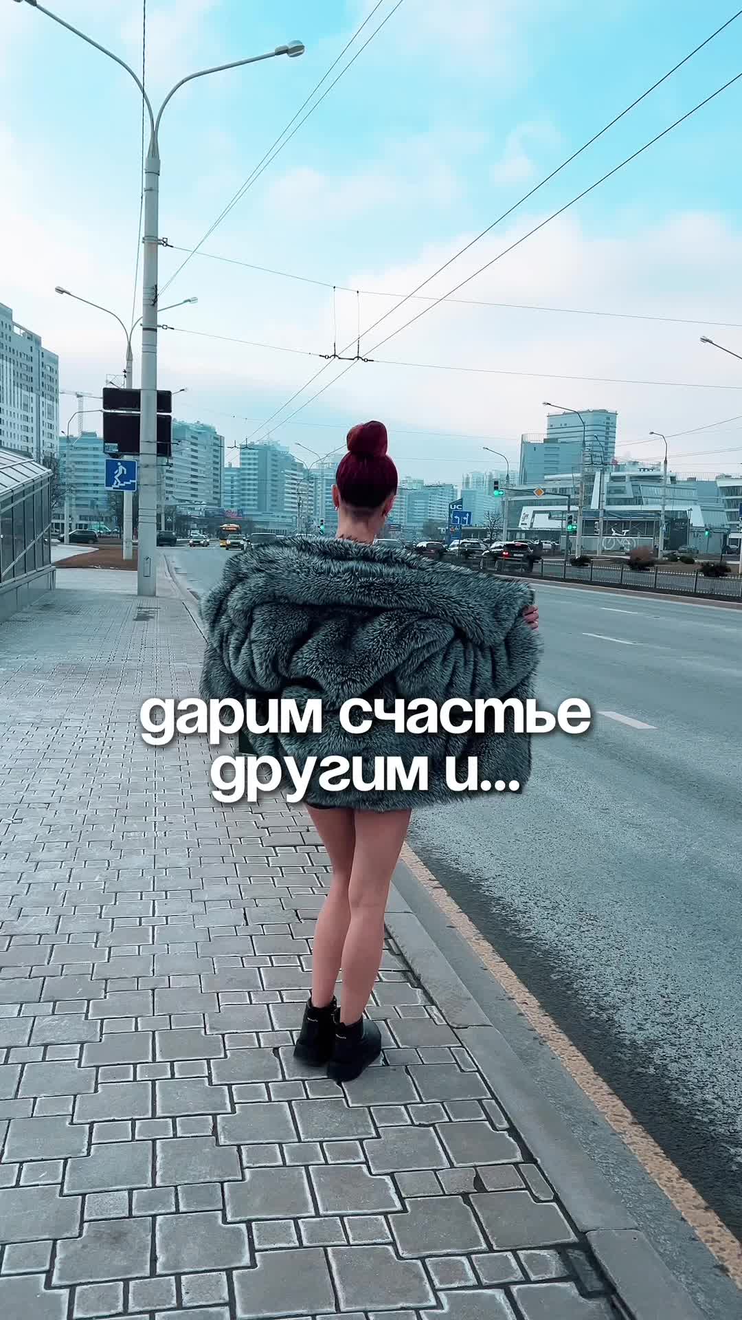 @i_001by