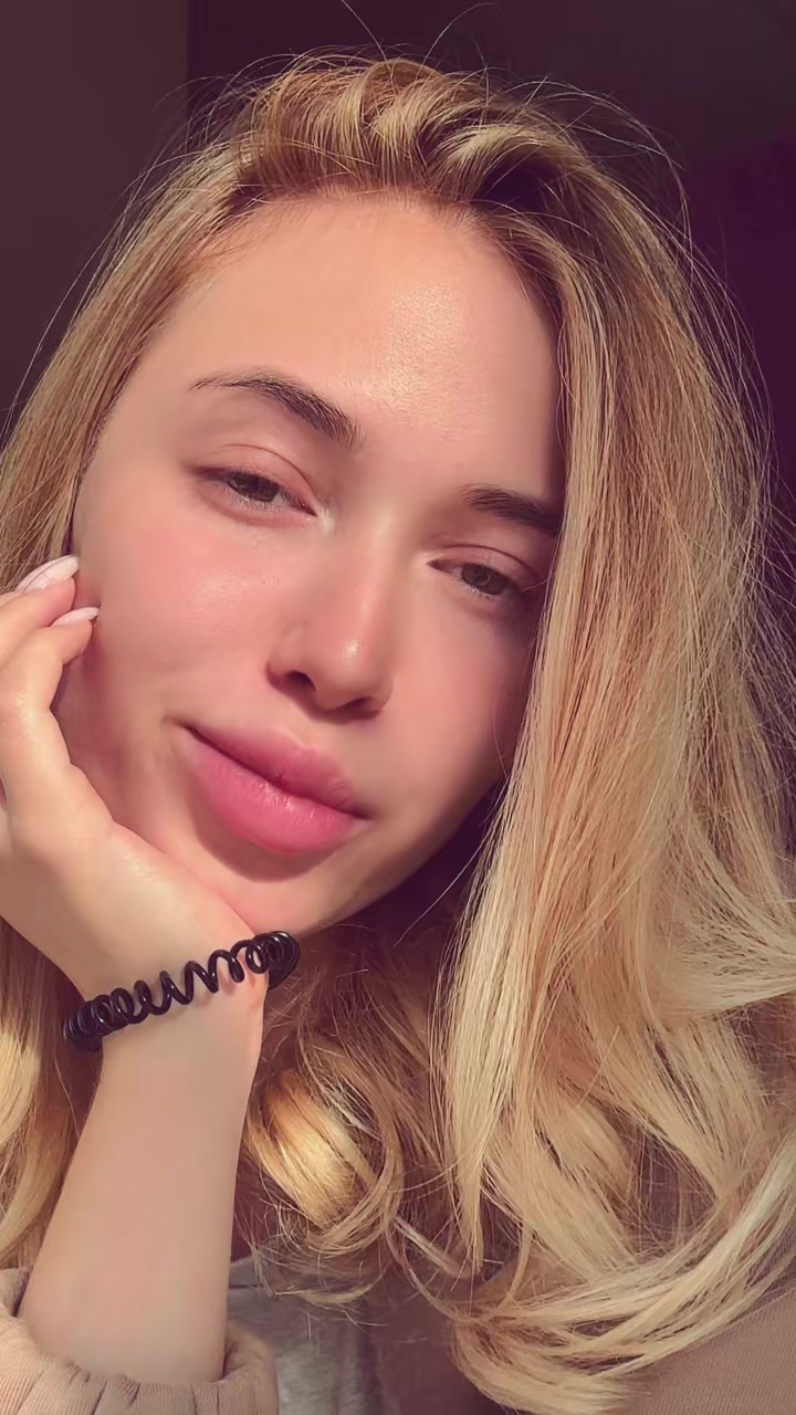 @𝓐𝓵𝔂𝓪 🧸
